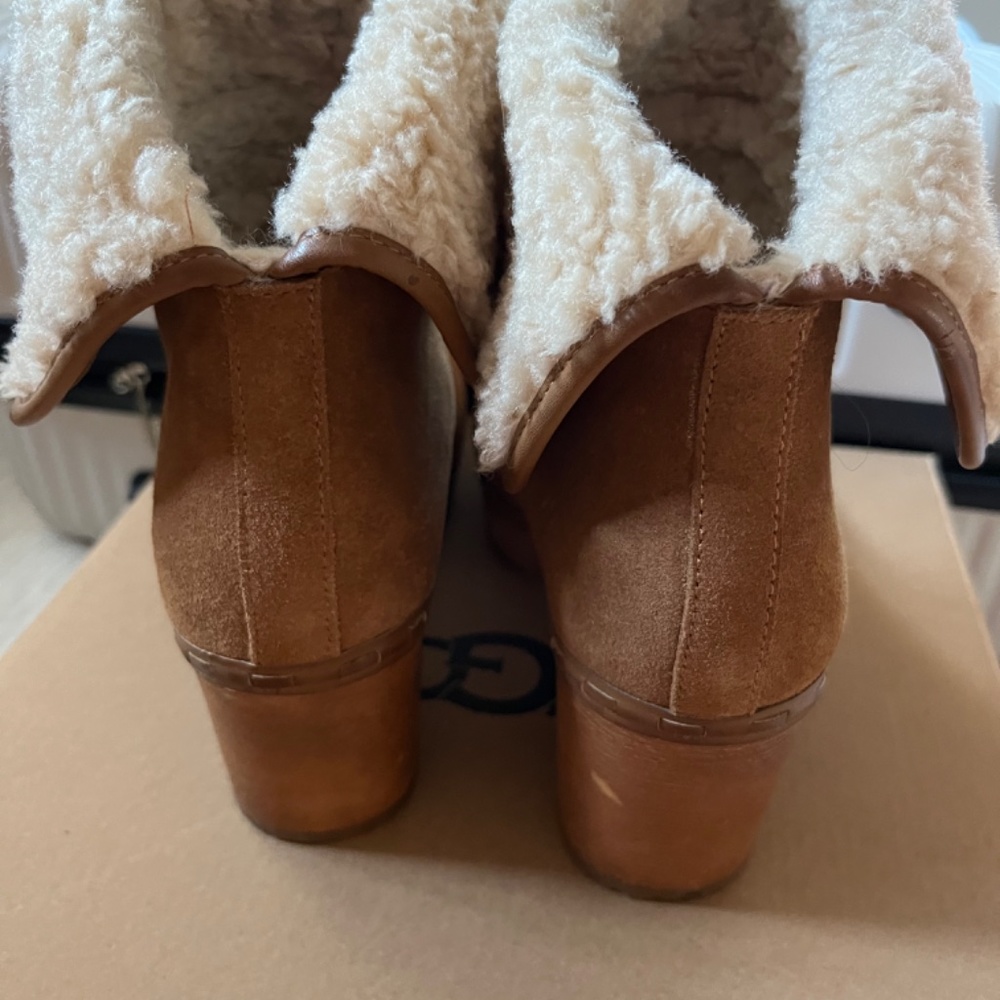 Boots - Picture 5 of 7